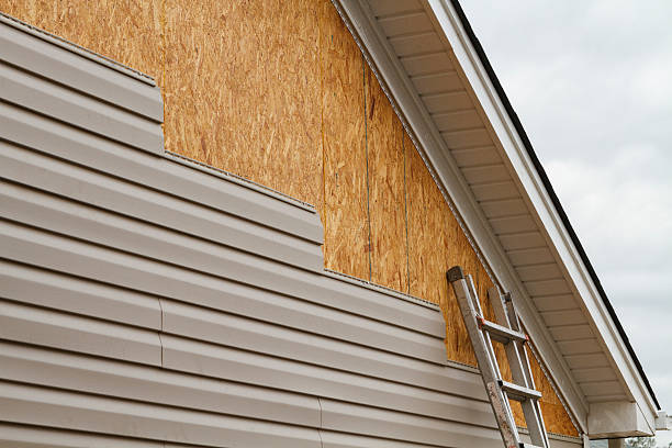 24/7 Emergency Storm Damage Siding Repair experts in Boyers, PA